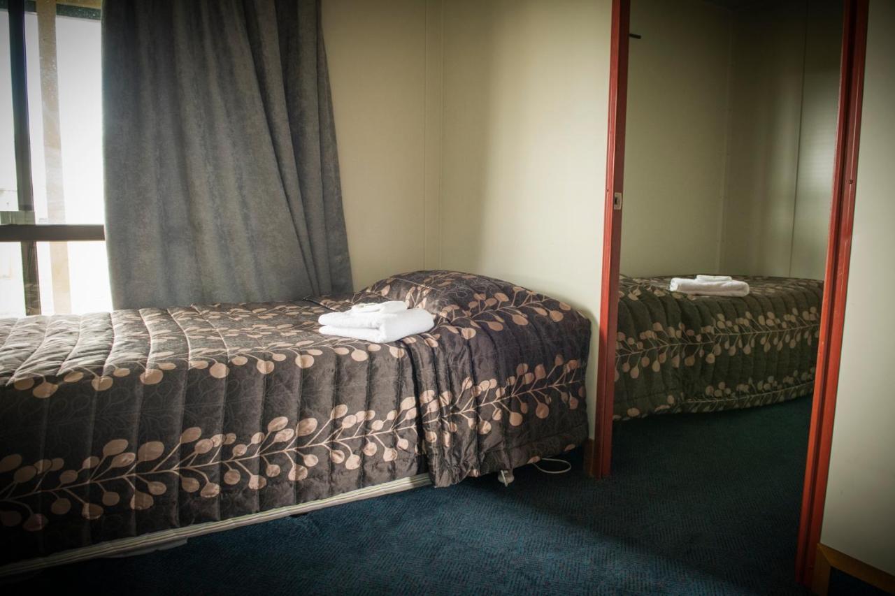 Rangiora Eco Holiday Park Fernside Esterno foto
